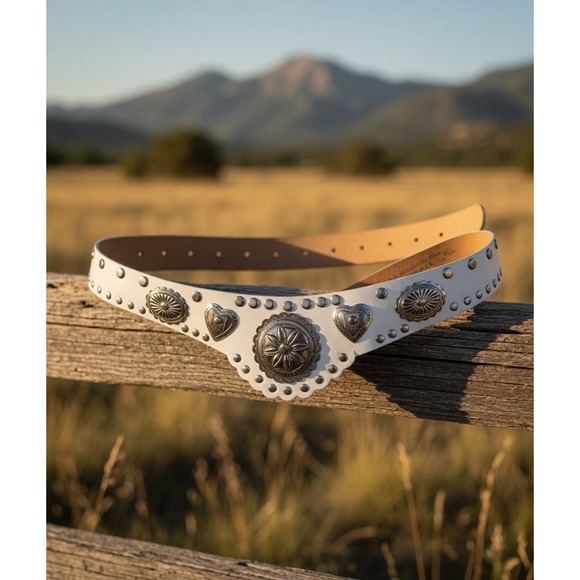 Accessories - White Bonded Leather Western Concho V-Shape Studded Belt Made in USA Small